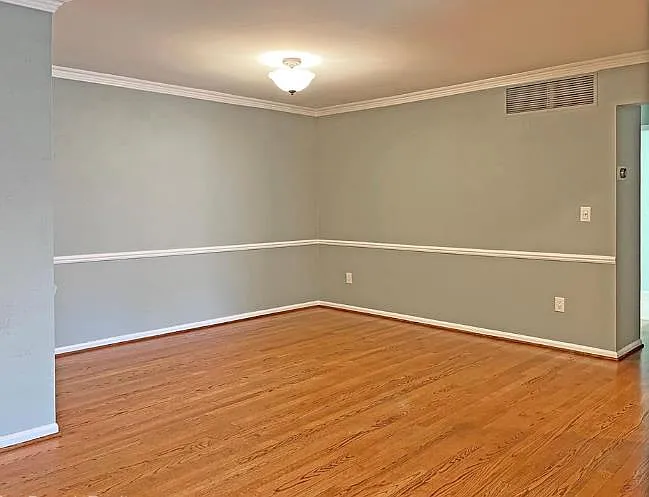 42160 Woodward Ave #42 — Photo 8