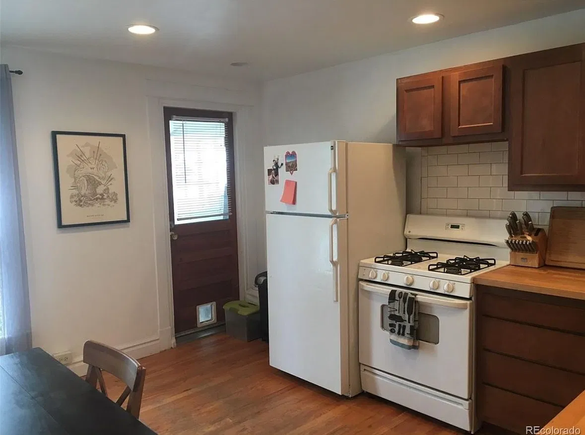 2 bed, 770 sqft, $2,000 — Photo 3