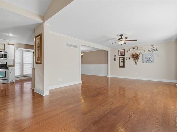 4th image of 6708 NW 50th St