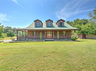 21023 Chesney Rd, Siloam Springs, AR 72761