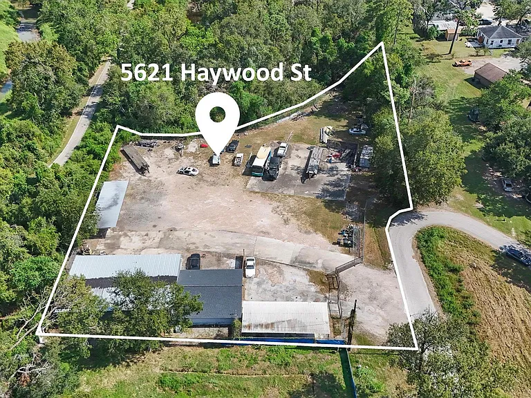 5621 Haywood St — Photo 32