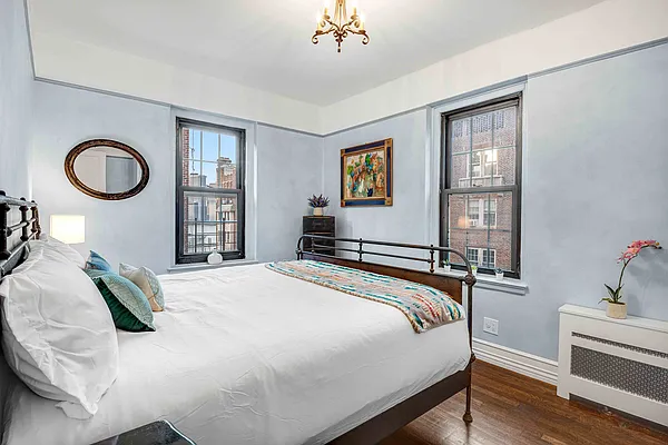 Sold by Engel and Völkers Brownstone Brooklyn | media 13