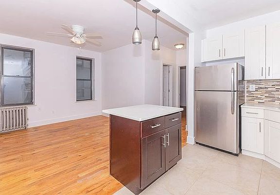 4th image of 65 Clarkson Ave #4K