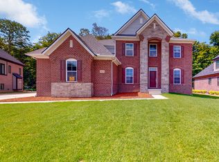 48101 Amber Lane Dr, Shelby Township, MI 48315