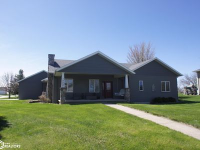 1004 Fair Meadow Dr, Webster City, IA, 50595