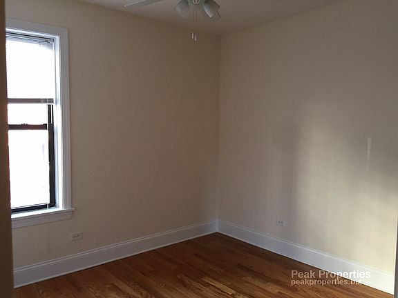 2nd image of 3168 N Hudson Ave #5