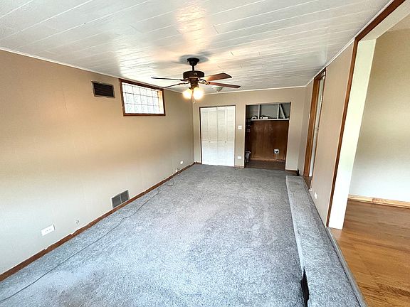 4th image of 11358 S Ridgeland Ave