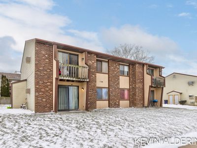 1144 Country Ln, Holland, MI, 49423