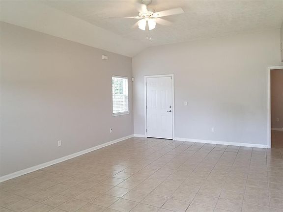 3rd image of 12507 Gulf Coast Dr