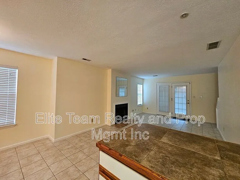 802A Selwyn Oaks Ct — Photo 6