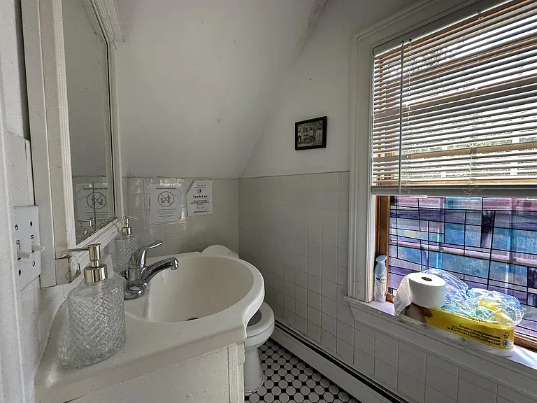 443 Hope St #4 — Photo 6