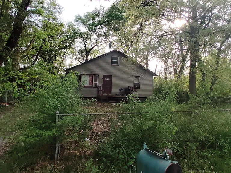 2418 Renois Ln — Photo 18