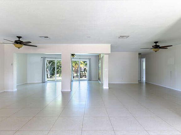 5th image of 6915 Tradewind Way