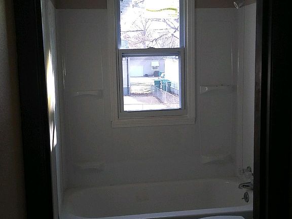 5th image of 1138 Esquire Dr