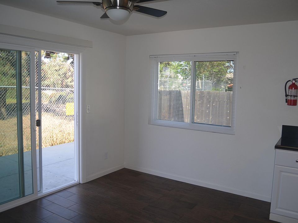 1st image of 753 Park Pl APT B