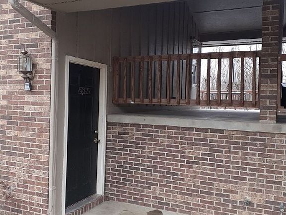 2nd image of 2898 John Ave