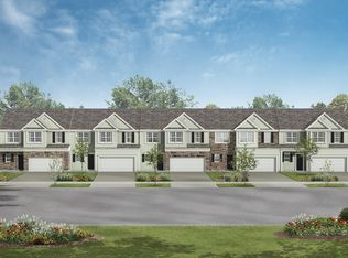 743 Freedom Dr, Carnegie, PA 15106