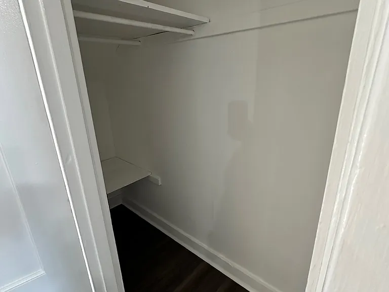 210 Hill St — Photo 17