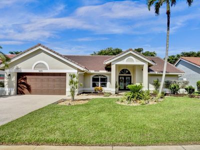 5693 Lake Shore Village Circle, Lake Worth, FL, 33463