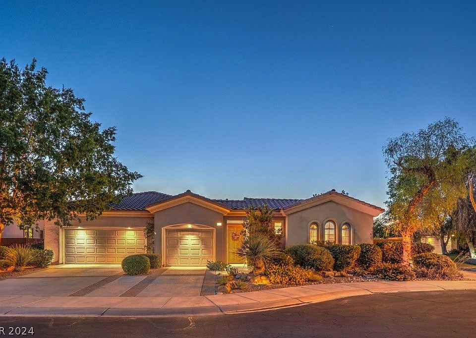 1st image of 14 Canoa Hills Dr