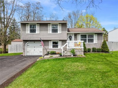 8412 Sextant Dr, Baldwinsville, NY, 13027