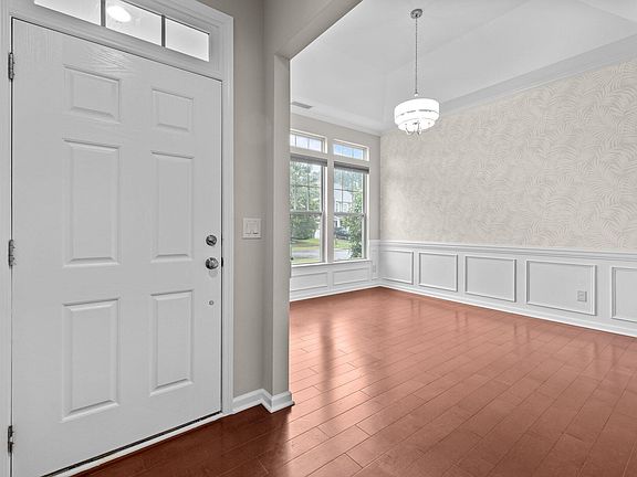 3rd image of 850 Apalachia Lake Dr