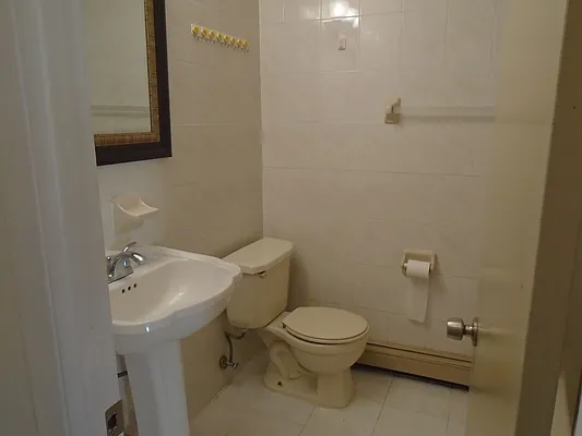 Rented by 18 REALTY | media 18