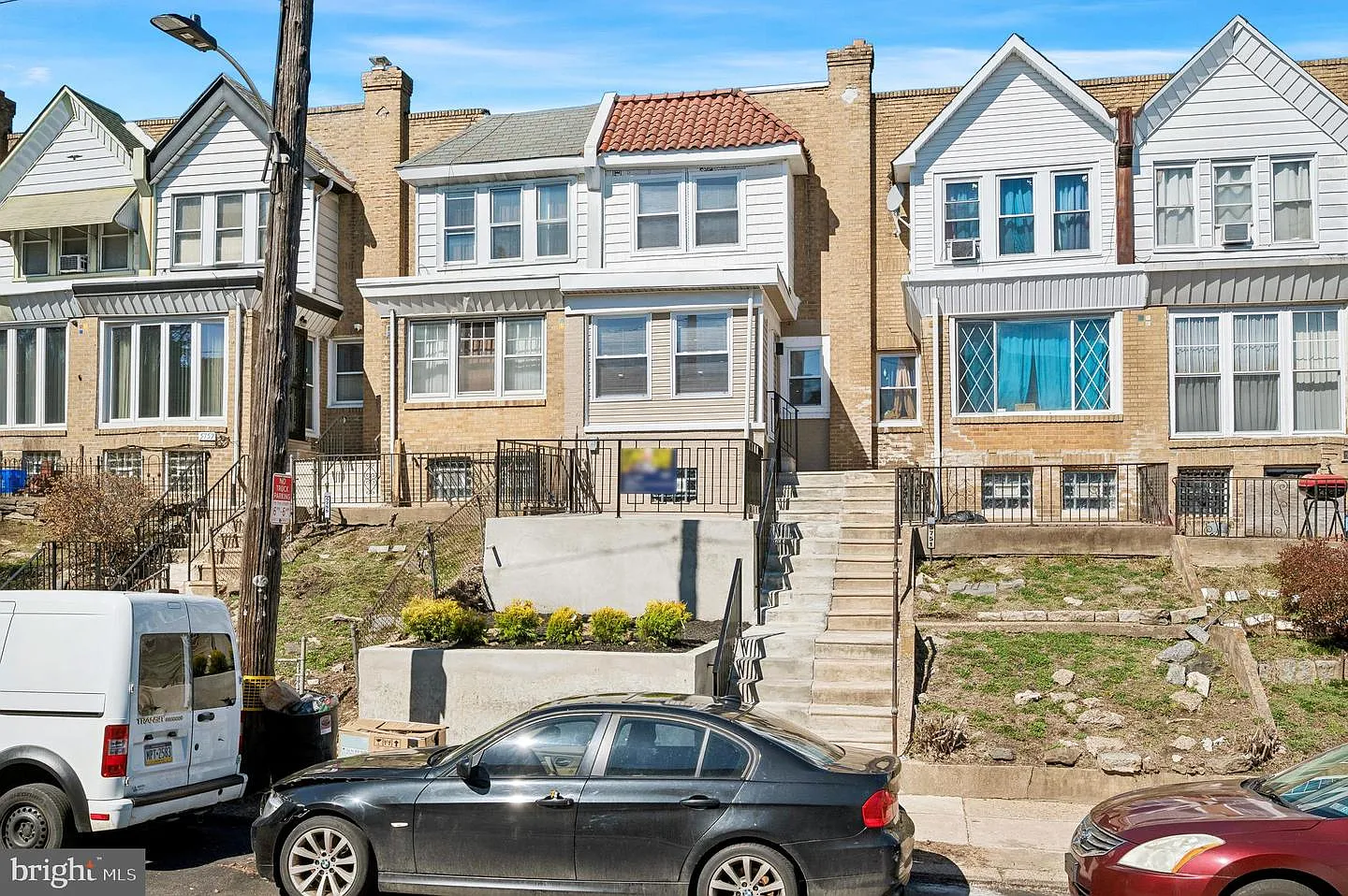 5753 Haddington St photo 1