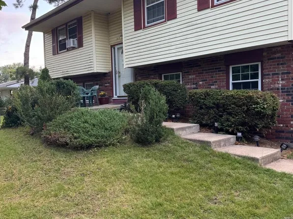 317 Cayuga Trl, Browns Mills, NJ 08015