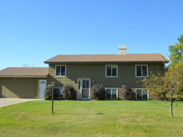 3623 Rolling Meadow Dr, Aberdeen, SD 57401