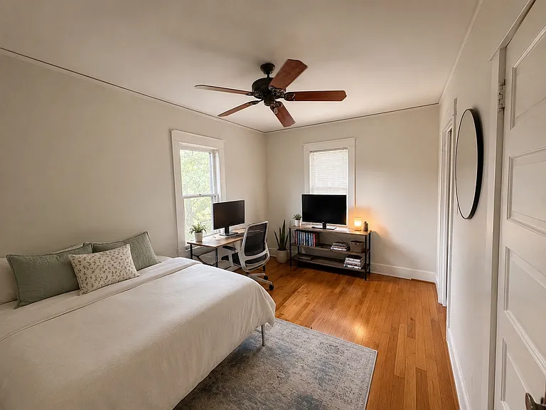 528 Glenwood Ave SE — Photo 17