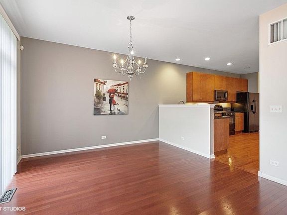 5th image of 8418 Dawn Ln