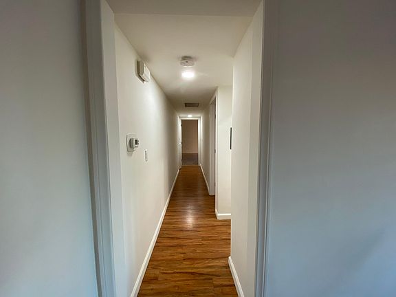 5th image of 5231 Zelzah Ave APT 18