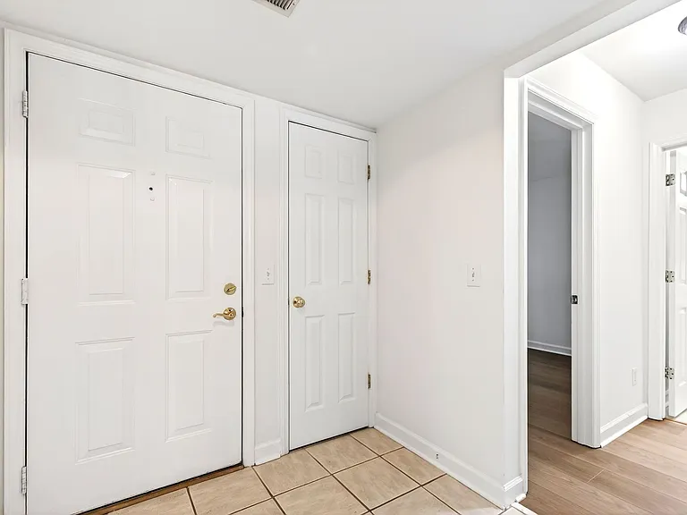 1010 Nicholwood Dr #103 — Photo 16