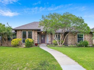 3204 Luallen Dr, Carrollton, TX 75007