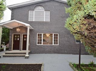 14529 243rd St, Rosedale, NY 11422