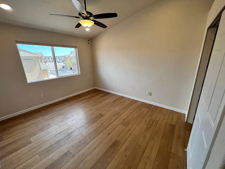 2070 Gonzaga Point — Photo 19