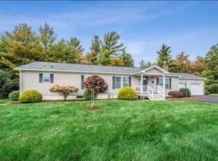 3905 Pheasant Ln, Middleboro, MA 02346