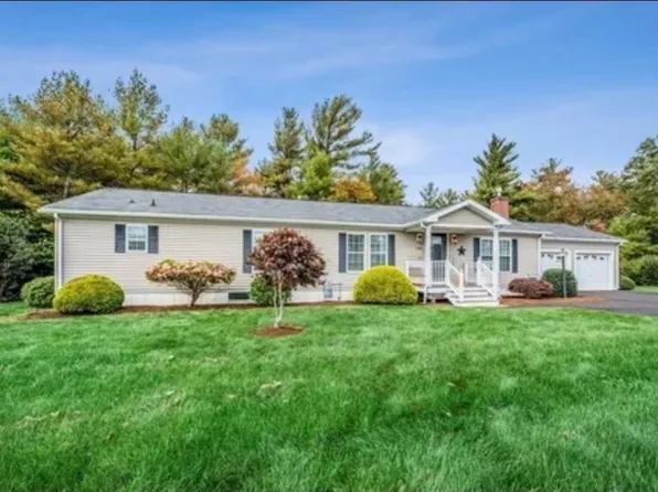 3905 Pheasant Ln, Middleboro, MA 02346