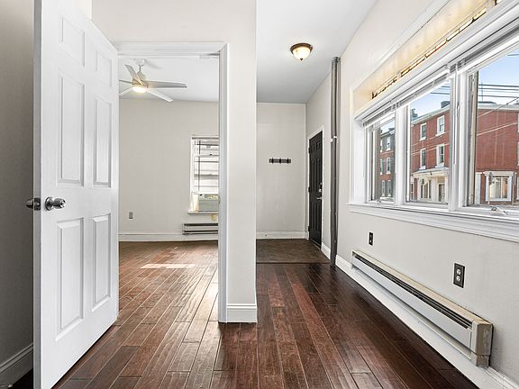 4th image of 1101 E Palmer St