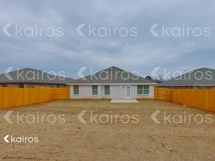 820 Heather Dr — Photo 19