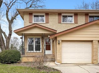 333 Sunset Trl, New Lenox, IL 60451