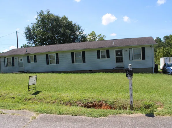 621 Freddie Dr, Spartanburg, SC 29303