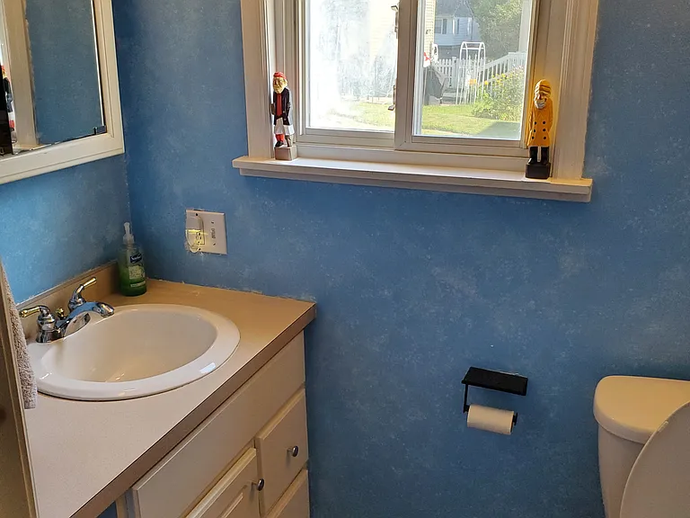 106 Schuyler St — Photo 8