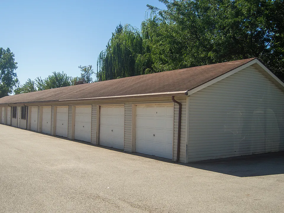 Parking garage