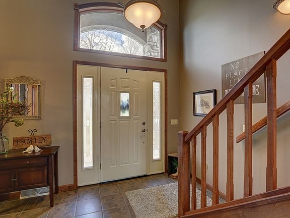 5th image of 3699 Laurie Ann Ln