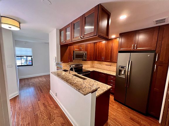 2nd image of 1699 NE 3rd Avenue #501