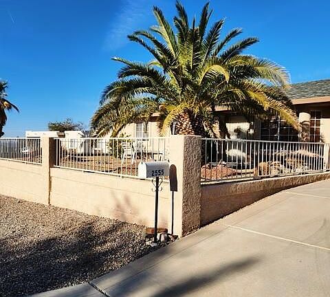 2nd image of 2555 Hacienda Pl
