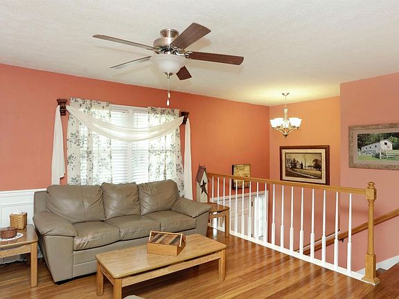 2nd image of 3301 Tisdale Dr