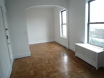 Rented by Raz Realty